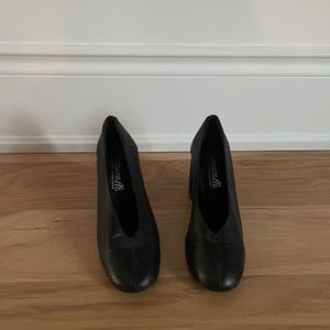 L’Intervalle Black Heels